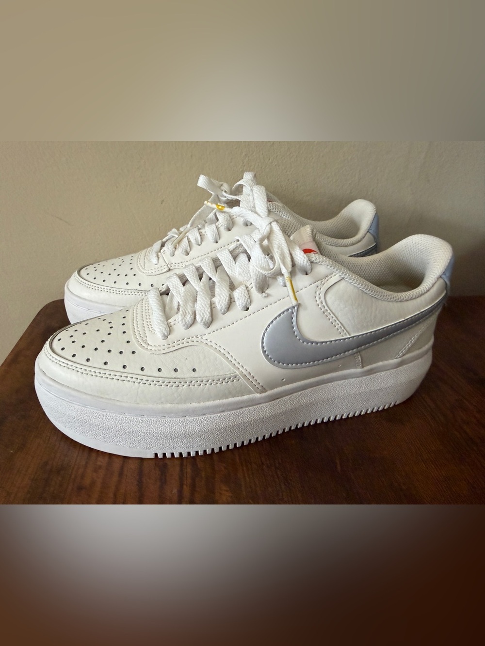 Nike White Court Vision Alta Athletic Sneaker Interior Label Size 9